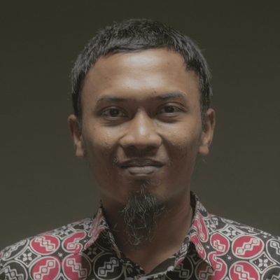 Iqbal Lubis – Permata Photojournalist Grant